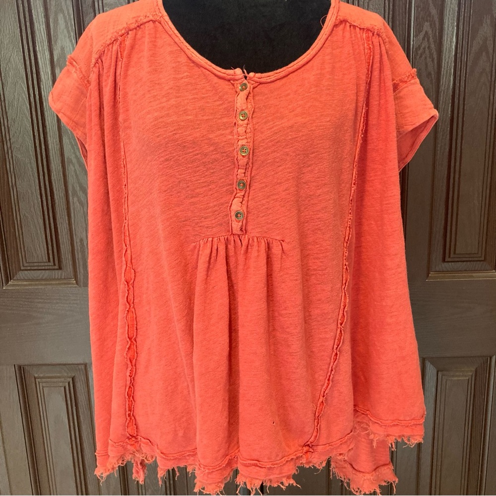 Free People Size, S/P, pull-over, high-low hem, Raw edges, Pre-Owned, GUC